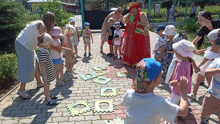 Юные чистопольцы окунулись в мир народных сказок