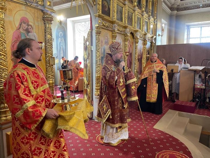 В день памяти пророка Илии владыка Филарет возглавил богослужение в кафедральном соборе Чистополя