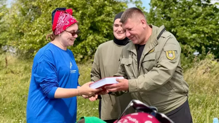 В заказнике «Чистые луга» волонтеров научили учитывать численность редких животных