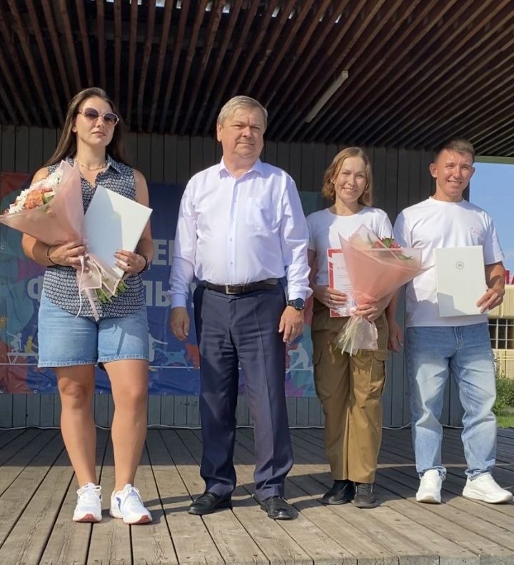 Отличившихся спортсменов и тренеров наградили в День физкультурника в Чистополе
