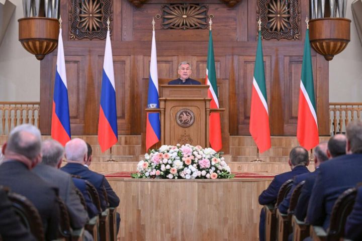 Раис Татарстана выступит с посланием к парламенту 28 сентября