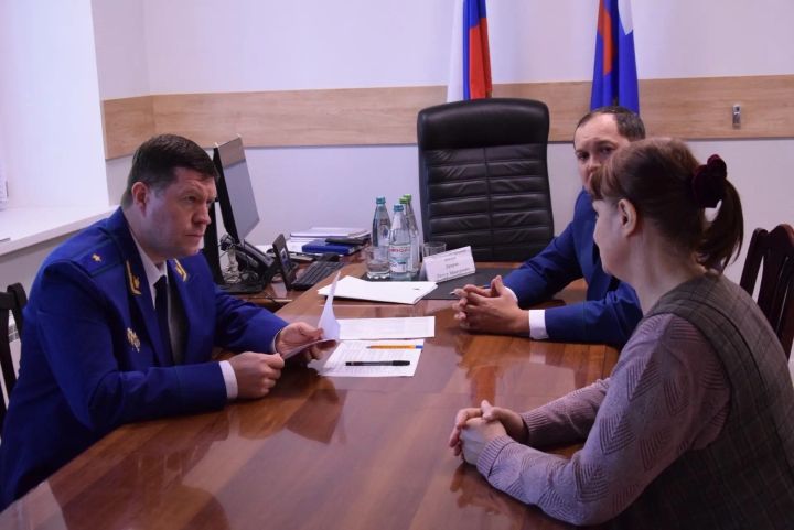 Прокурор Татарстана Альберт Суяргулов провел выездной прием граждан в Чистополе