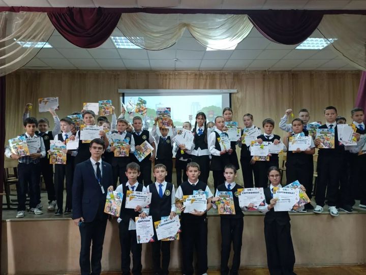 Чистай укучылары «Юл хәрәкәте кагыйдәләрен беләм һәм үтим!» интерактив курс үттеләр